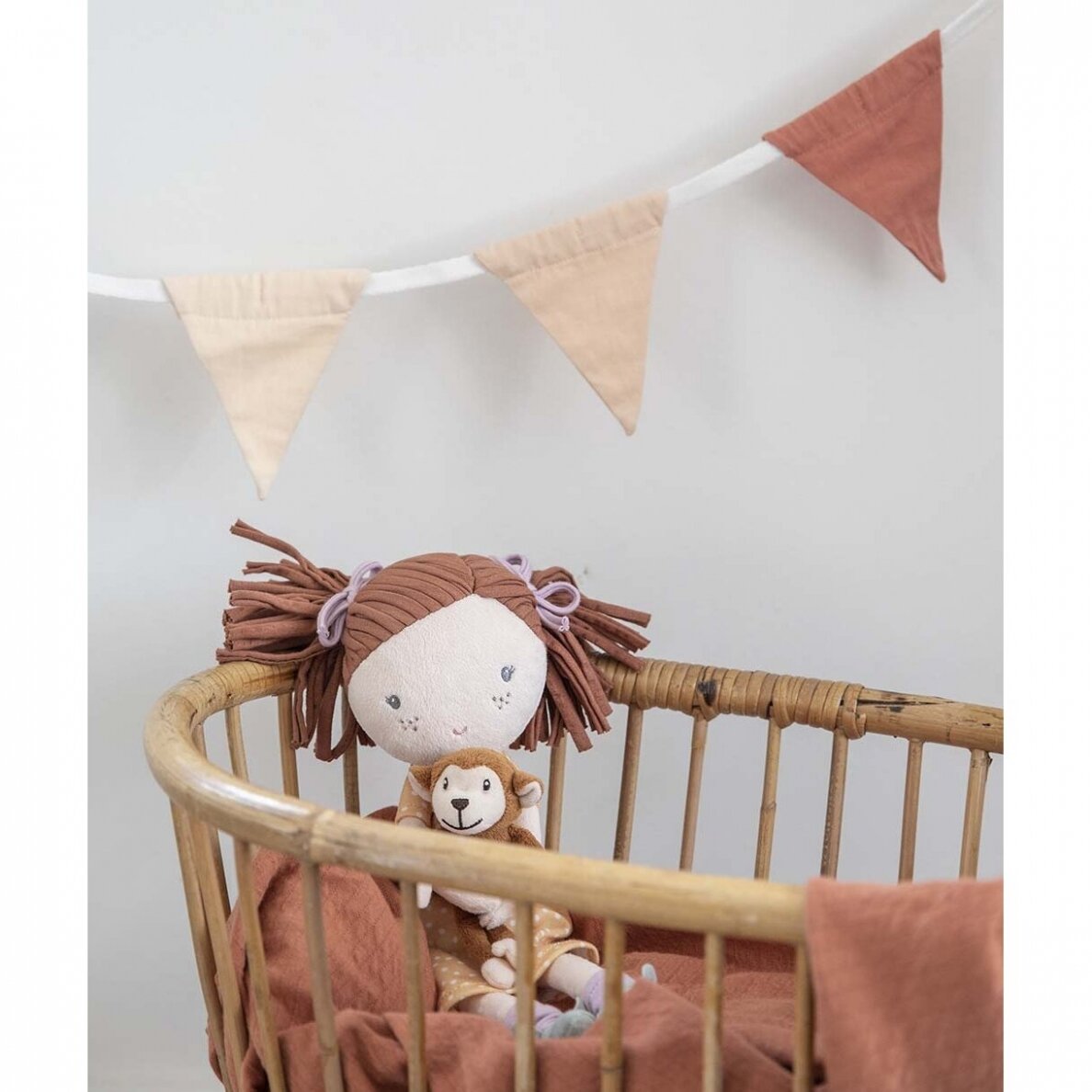 Minkšta lėlytė Sofia 35cm 2 Minkšta lėlytė Sofia 35cm 2